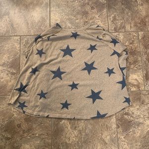 Size Large star sweater brand Hopely